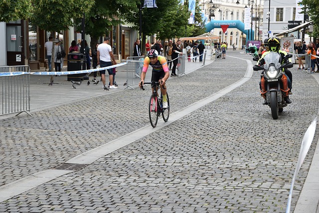 例如在一次 例如在一次