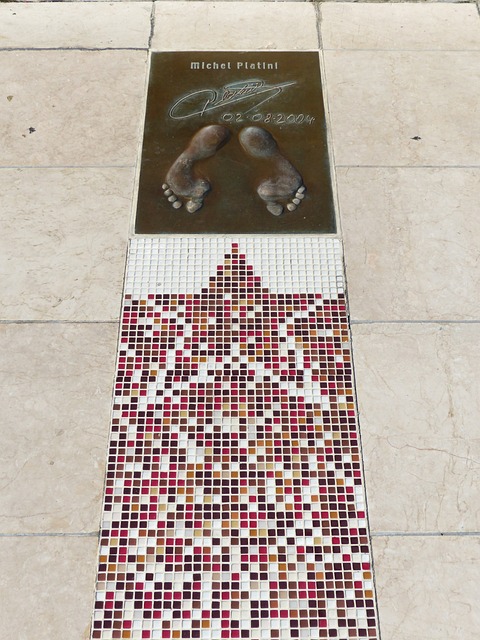 节中通过精 节中通过精